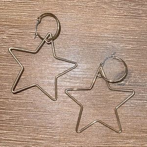 Star shaped earrings